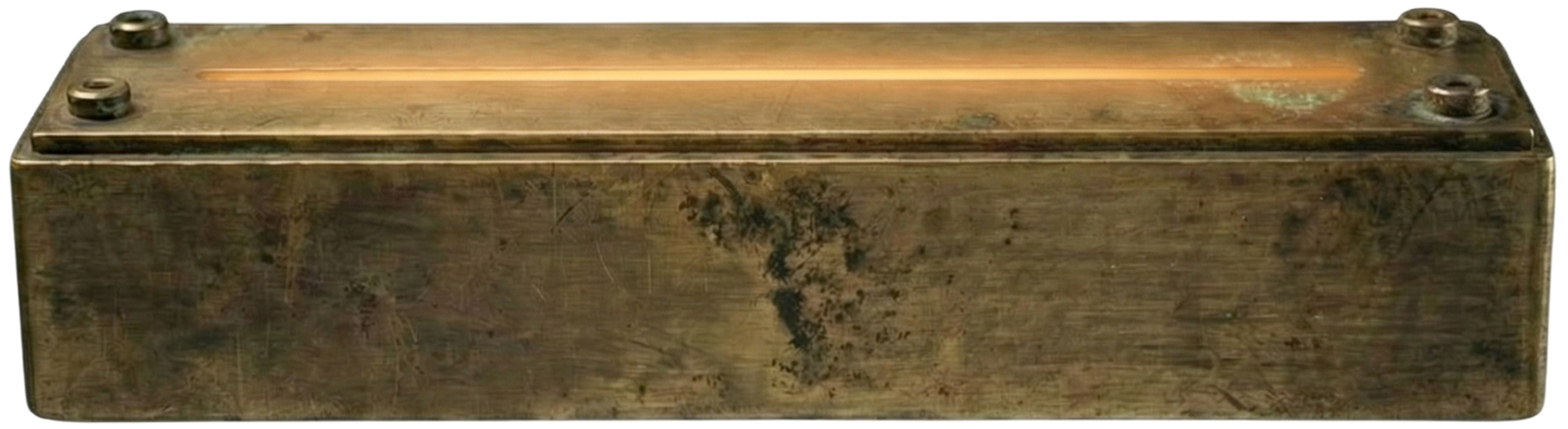 Brass projector device